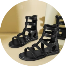 סנדלים ונעלי בית לבנות