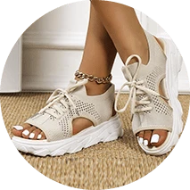 סנדלי ספורט לנשים